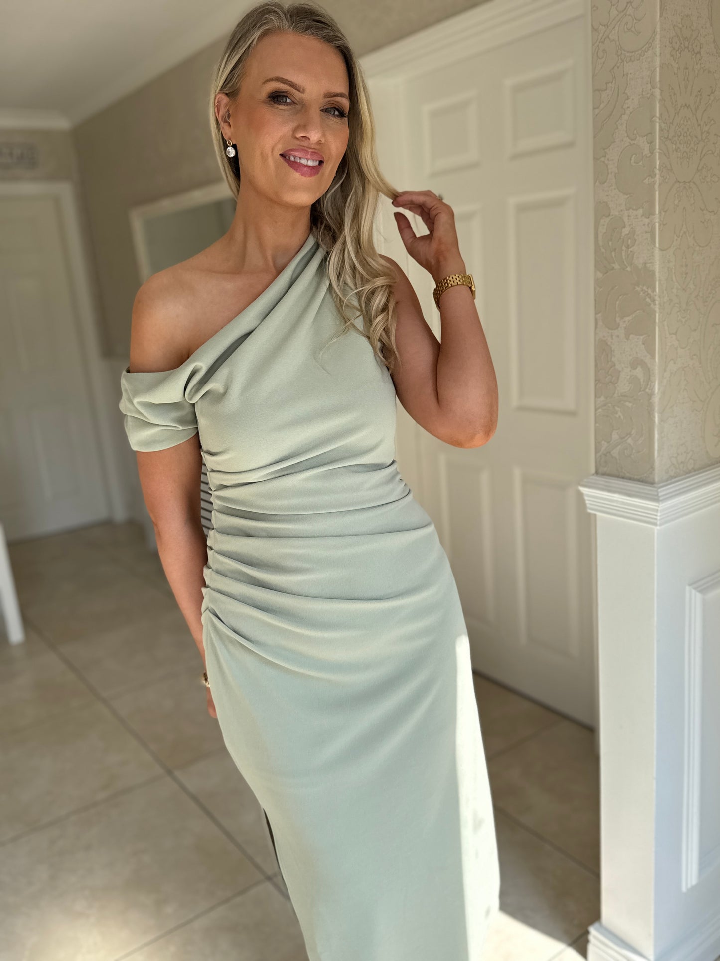 Donna Sage Green Midi Dress