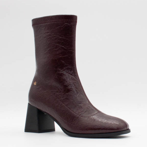 Una Healy Boot ‘Feathered’ - Berry Blaze