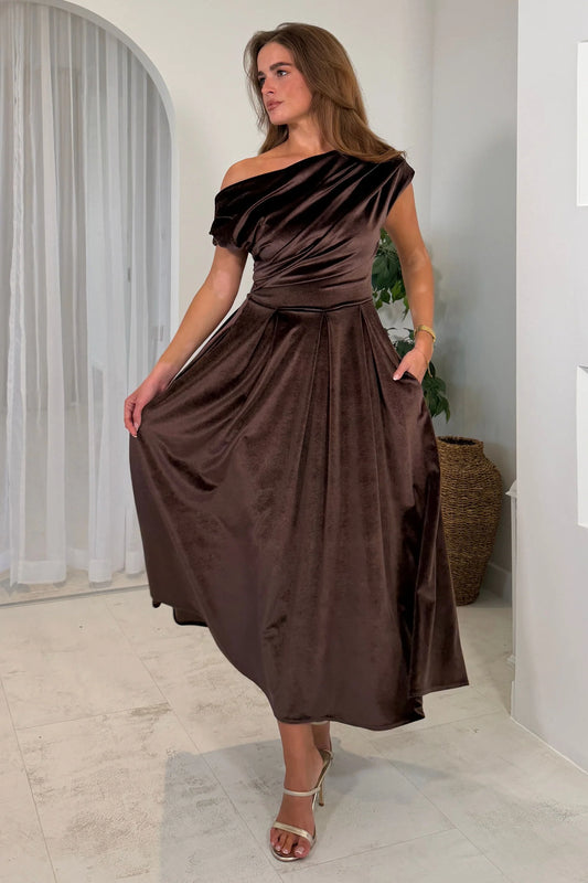 Betty Chocolate Velvet Dress