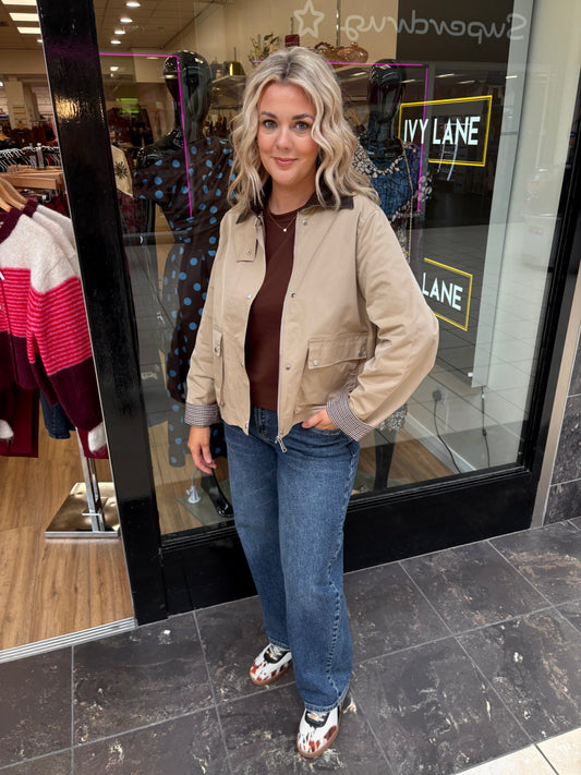 Barn Jacket- Beige