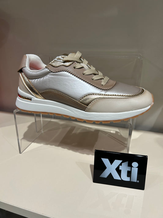 XTI 143374 TRAINERS