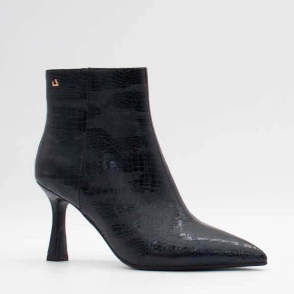 Una Healy Boot ‘Risk it all’ - Vinyl Cobra