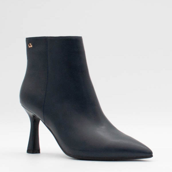 Una Healy Boot ‘Love Story’ - Nocturne